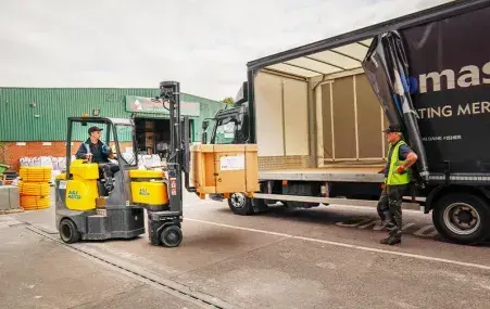  Carrello elevatore articolato termico a gas Combilift Aisle Master