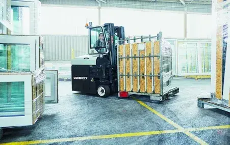 Chariot multidirectionnel Combilift Combi CB4