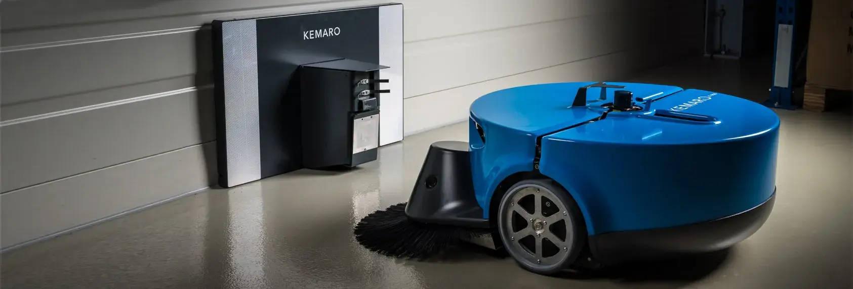 Robot limpiador industrial - Descubra su solución con el K900